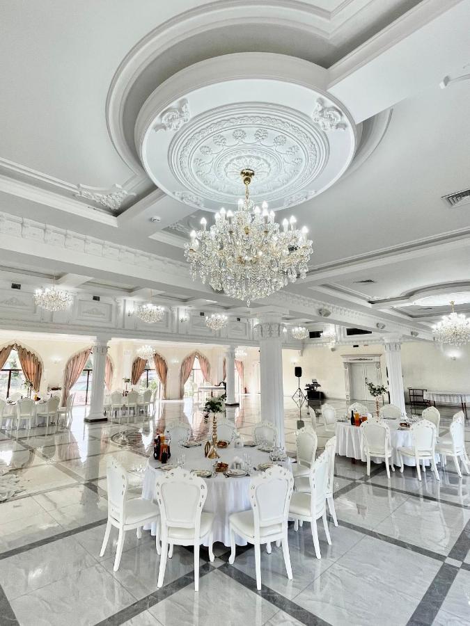 Старый Бастион Hotel Bender Екстериор снимка